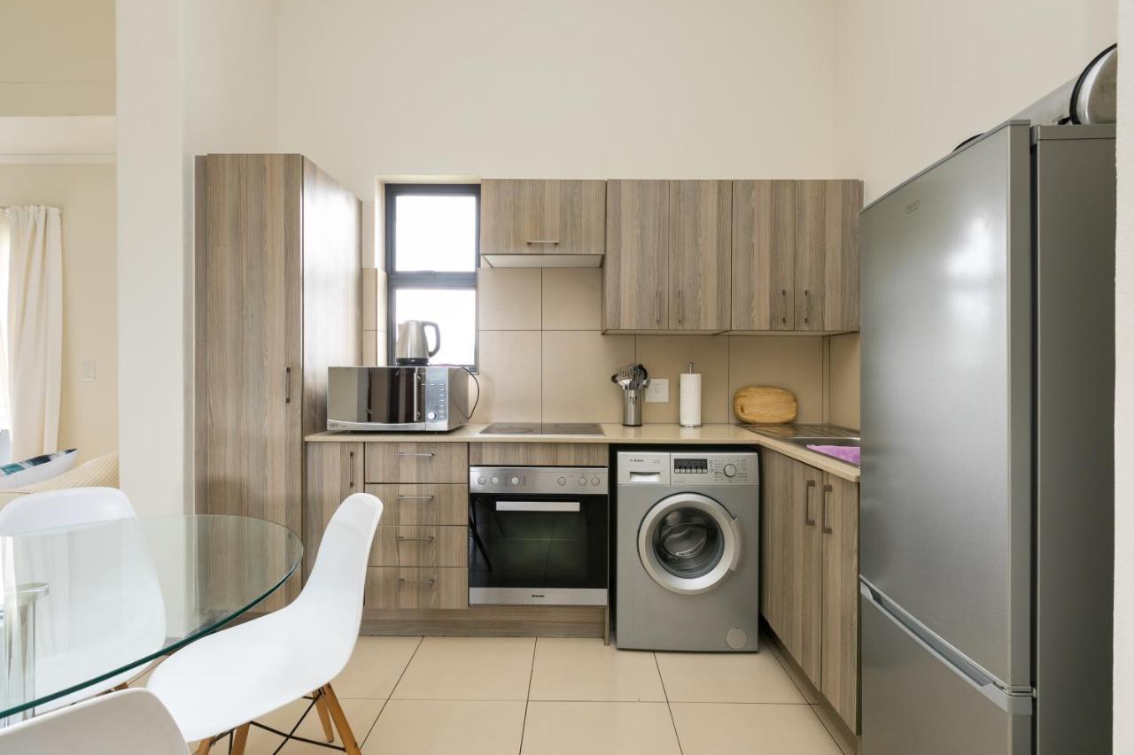 Modern Apartment In A Secure Golf Estate.Wifi روديبورت المظهر الخارجي الصورة